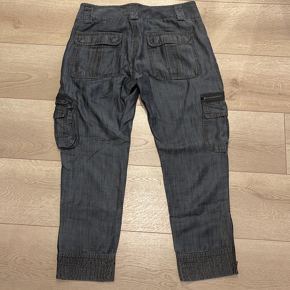 7 for All Mankind Style AN6236-F38 Mid Rise Cargo Ankle Jeans. - Picture 2 of 10